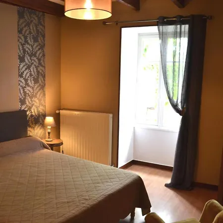 Semesterbostad Spacieux Avec Jardin, Piscine, Cheminee, Et Equipements Bebe Au Coeur Des Vignes Du Cognac - Fr-1-653-59 Lignieres-Ambleville