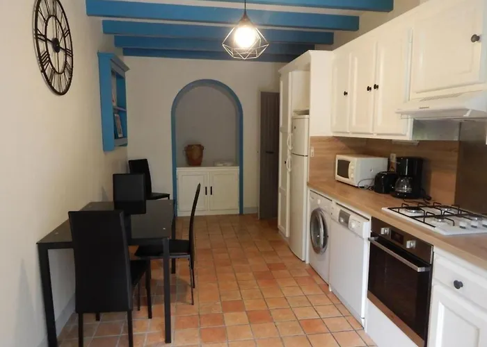 Feriehus Spacieux Avec Jardin, Piscine, Cheminee, Et Equipements Bebe Au Coeur Des Vignes Du Cognac - Fr-1-653-59 Lignieres-Ambleville