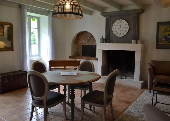 Feriehus Spacieux Avec Jardin, Piscine, Cheminee, Et Equipements Bebe Au Coeur Des Vignes Du Cognac - Fr-1-653-59